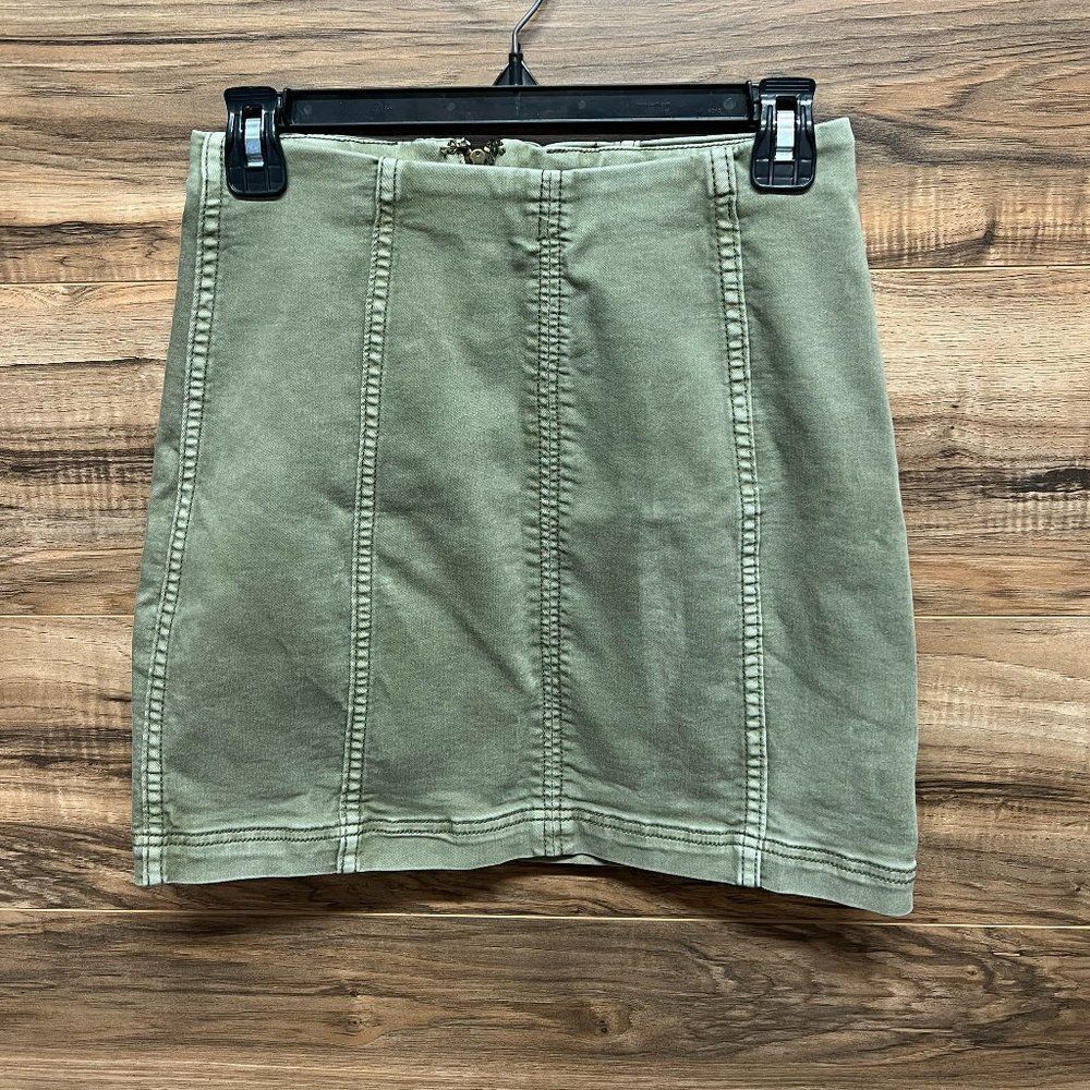 Free people green mini skirt 6‎